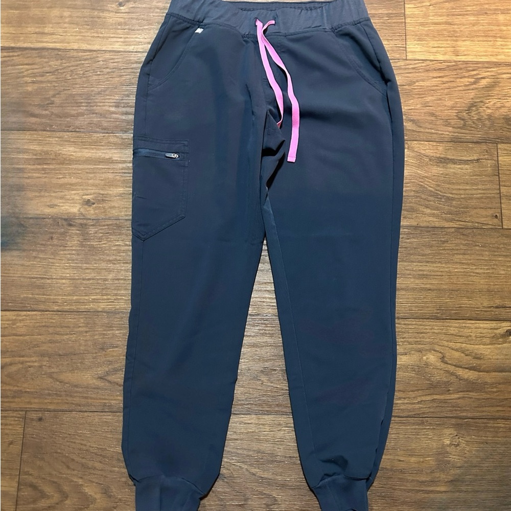 Figs Charcoal Jogger Pants with Coral Drawstring